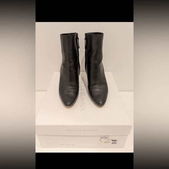 Manolo Blahnik Sleek Black Heeled Boots - Picture 6 of 6